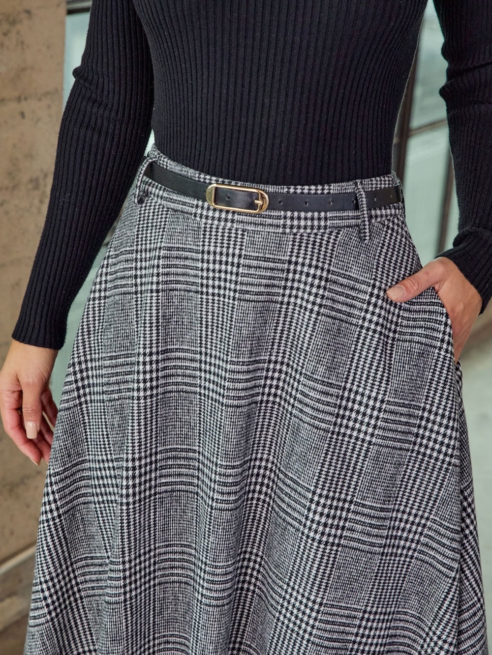 VICI Marqline Belted Plaid Maxi Skirt - Picture 5 of 5